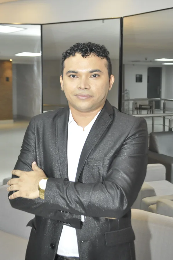 Professor Lenon Dantas